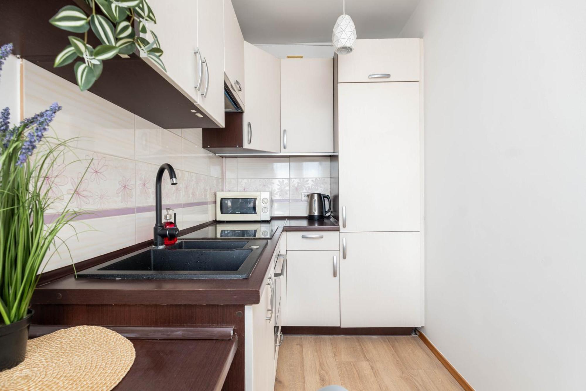 Jonagold Apartment Metro Raclawicka Varsovia Exterior foto